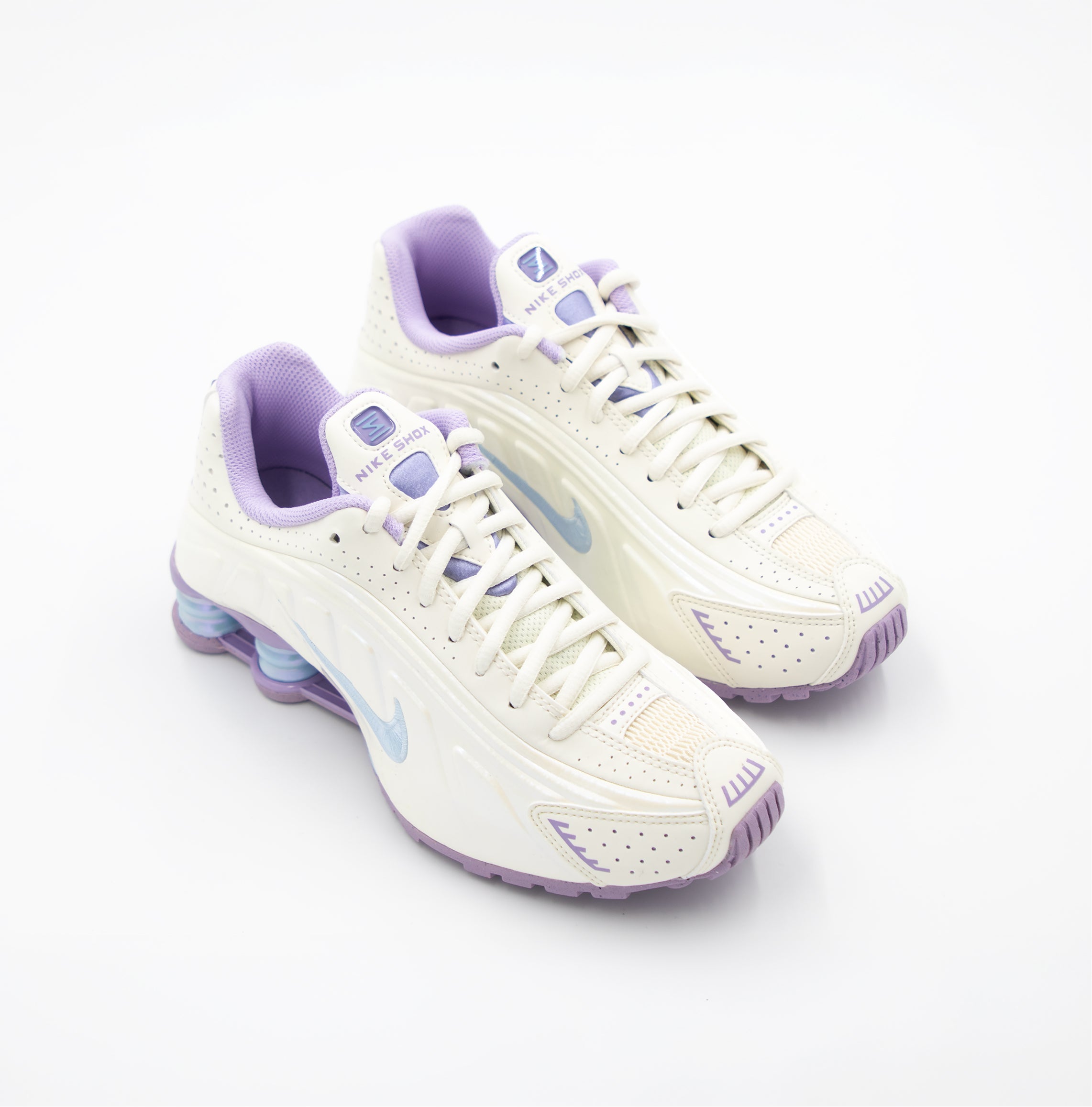 Nike Shox R4